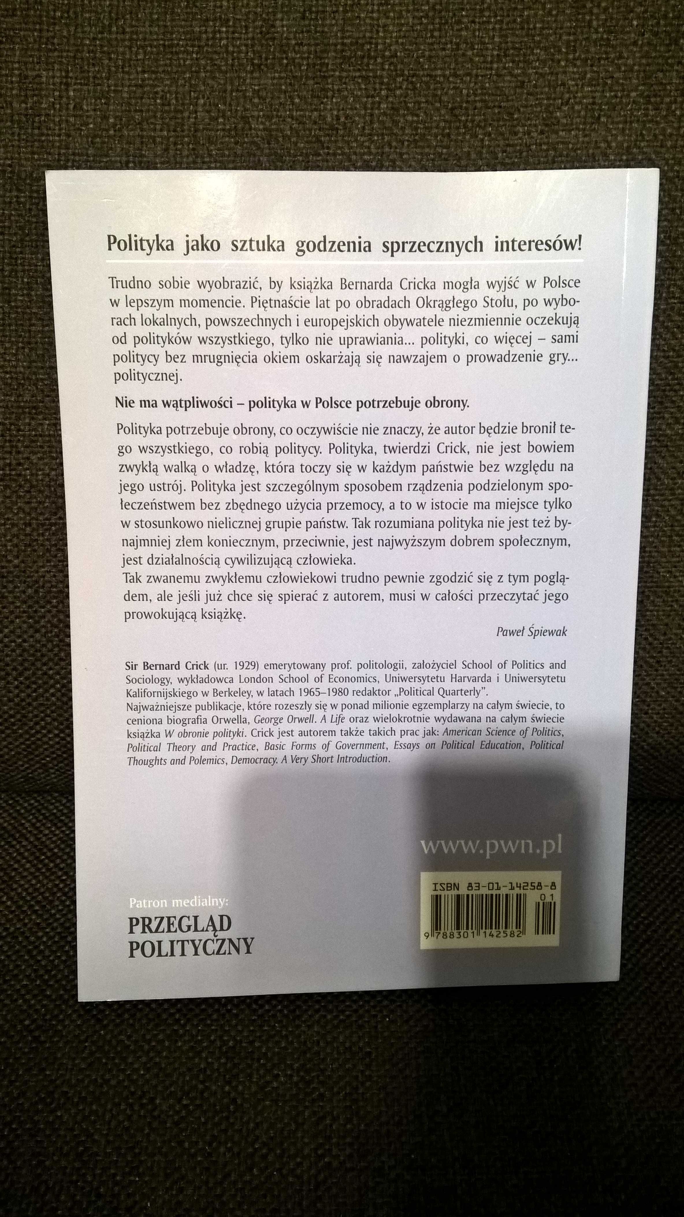 W obronie polityki Bernard Crick (jak nowa)