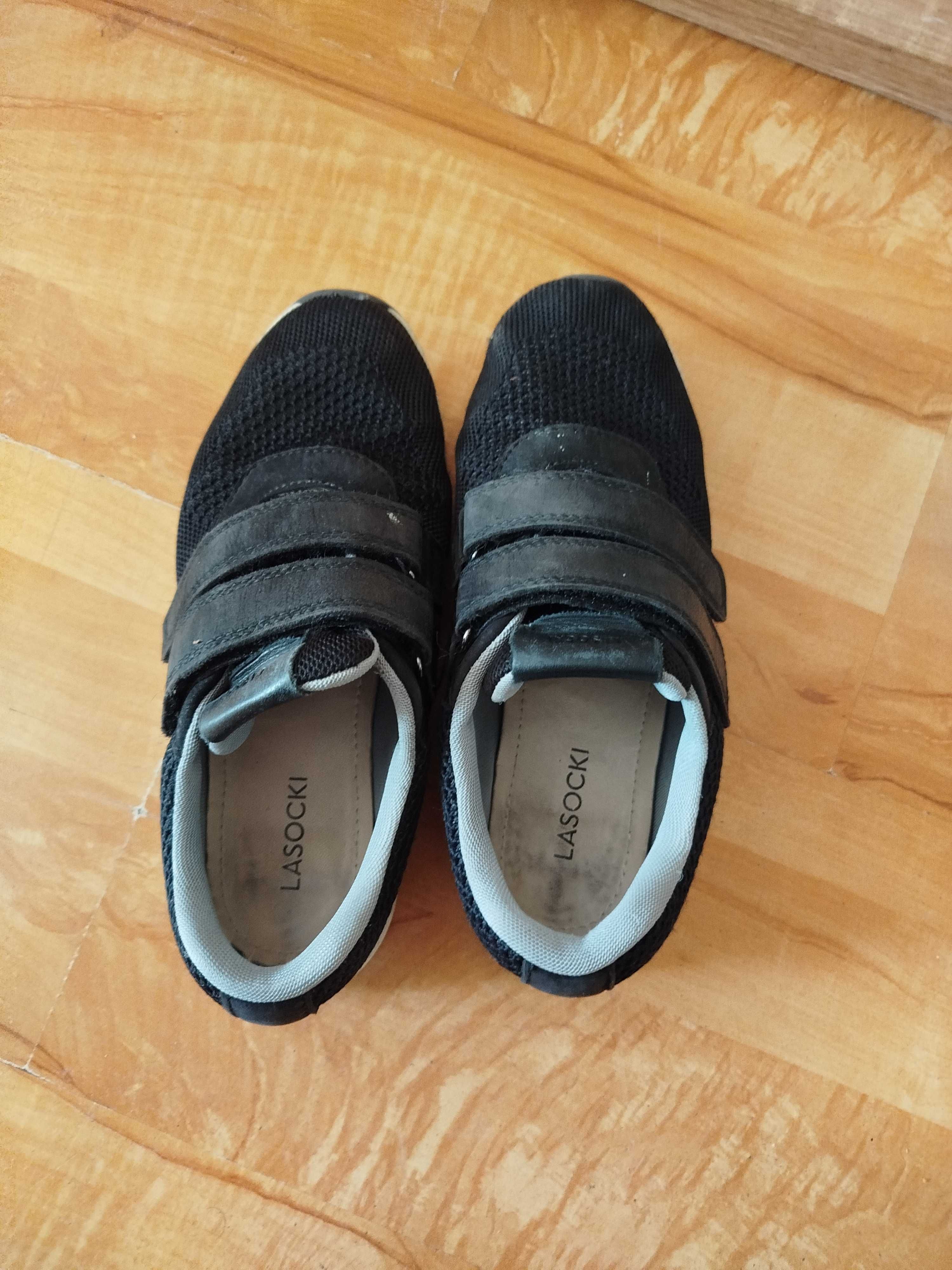 Buty chłopięce 34 r