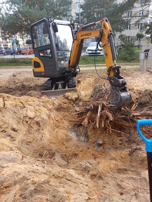 Usługi minikoparką kopania wykopy wynajem operator
