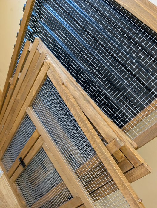 TIAKI Drewniana Klatka Zewnętrzna dla królików kurczaków 116x78x89.8cm