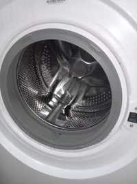 Máquina de lavar roupa semi nova