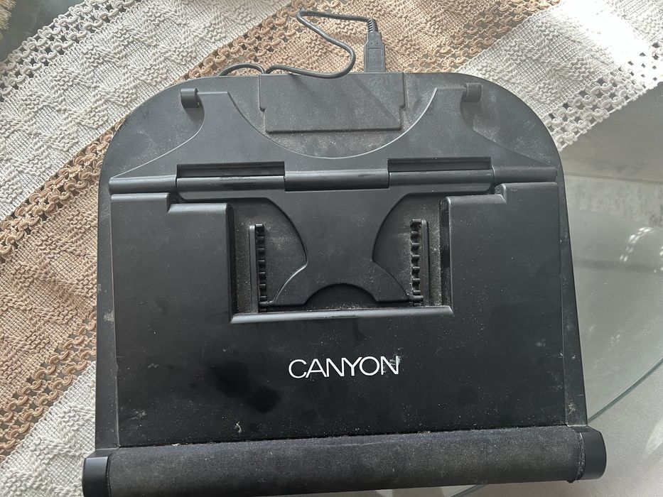 Підставка під ноутбук , планшет