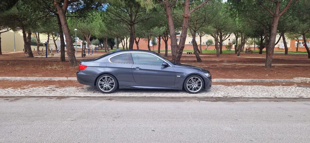 BMW 330 i