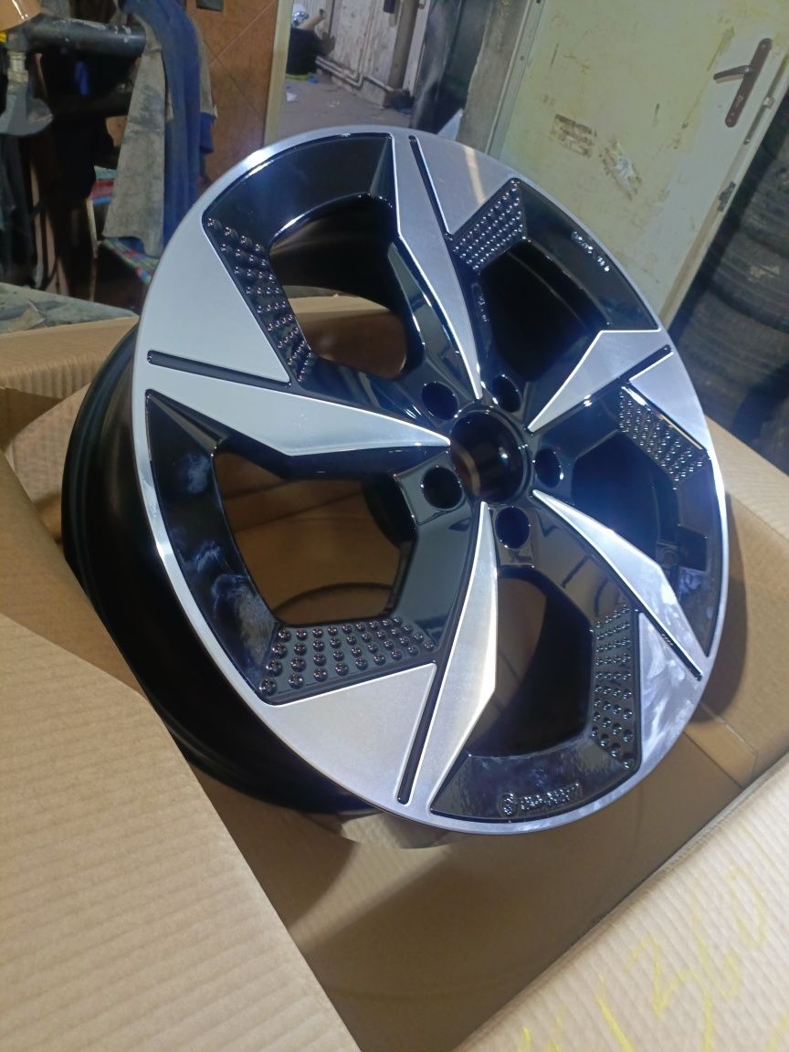 NOWE felgi aluminiowe dezent 5x112 et32 7,5jx19 audi VW Mercedes BMW