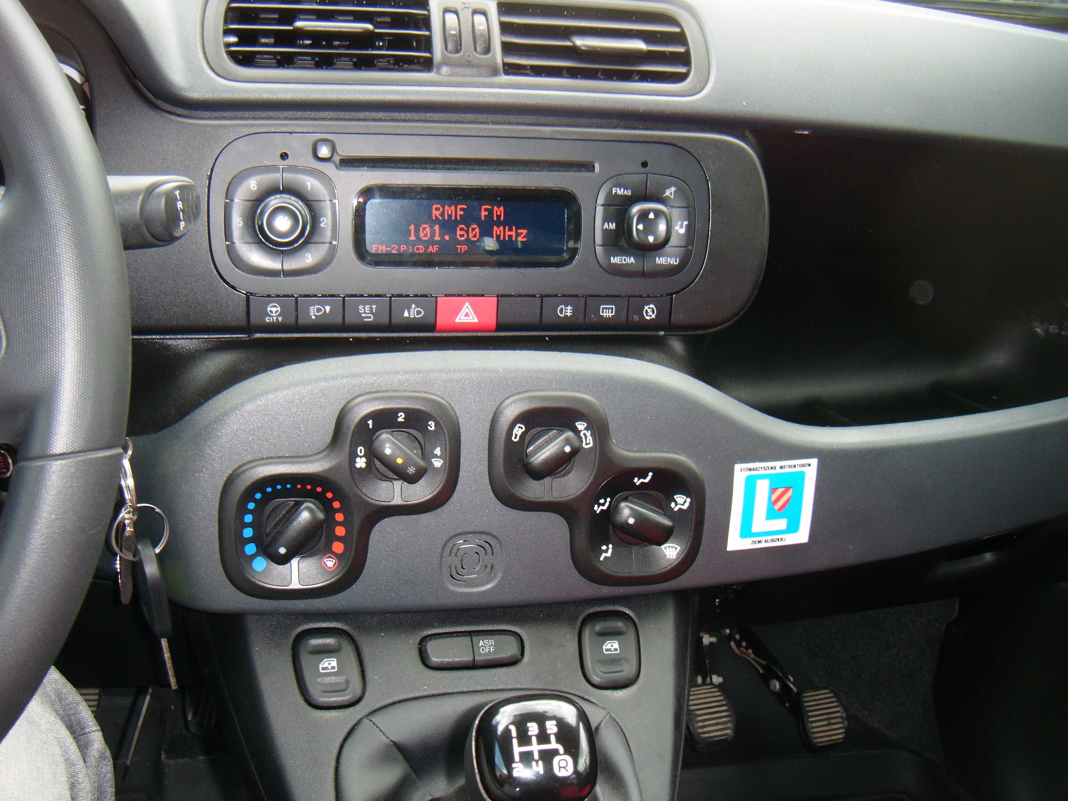 Fiat Panda 2020 centralny zamek pilot klima koła zima