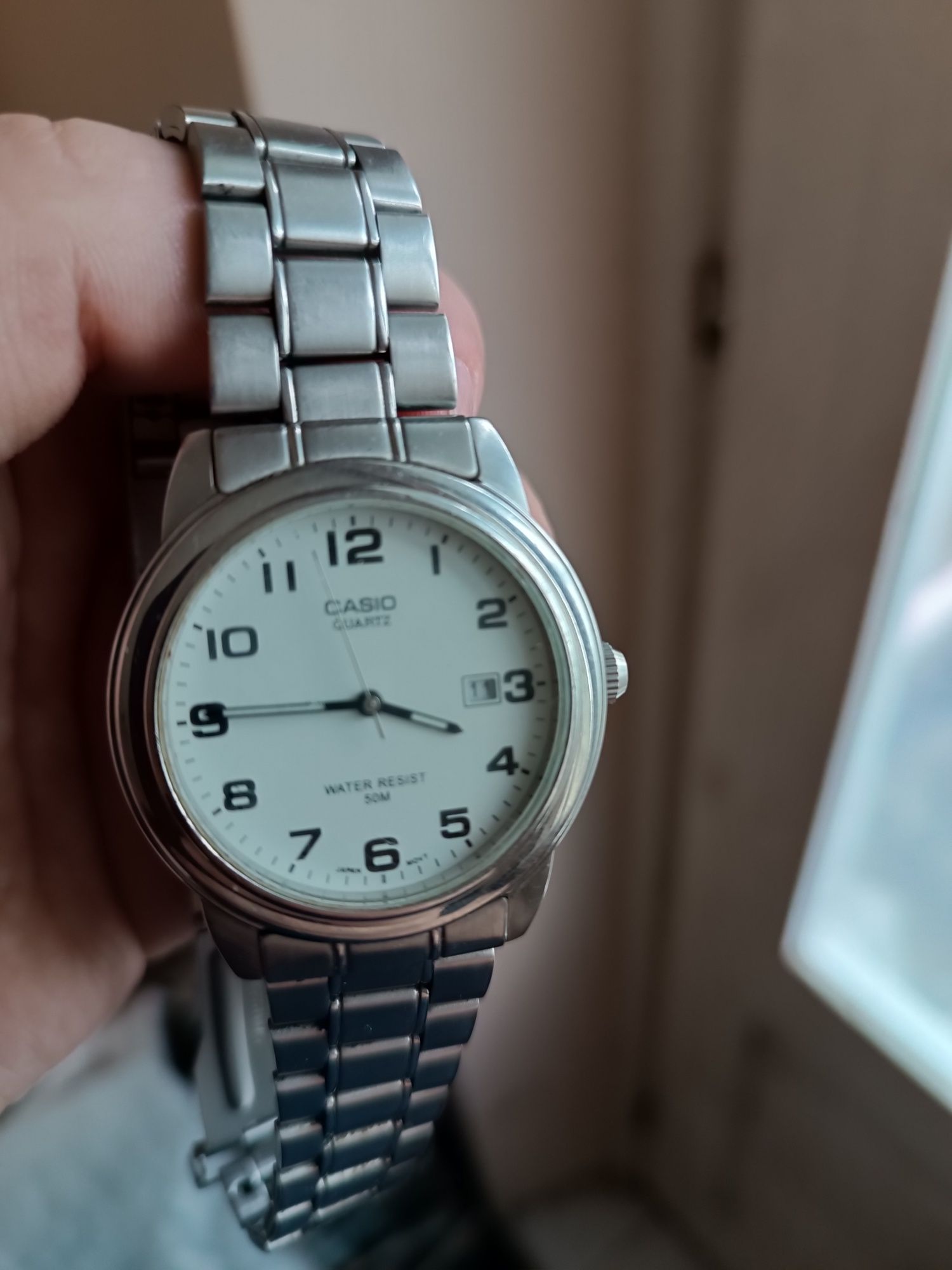 Продам часы Casio MTP 1221