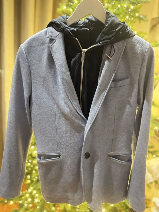 Casaco Zara Tamanho S . 15€