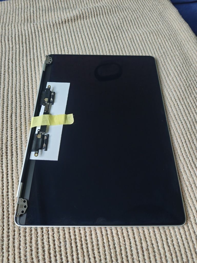 Matryca klapa MacBook pro 2251