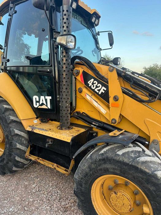 Caterpillar 432F koparko-ładowarka