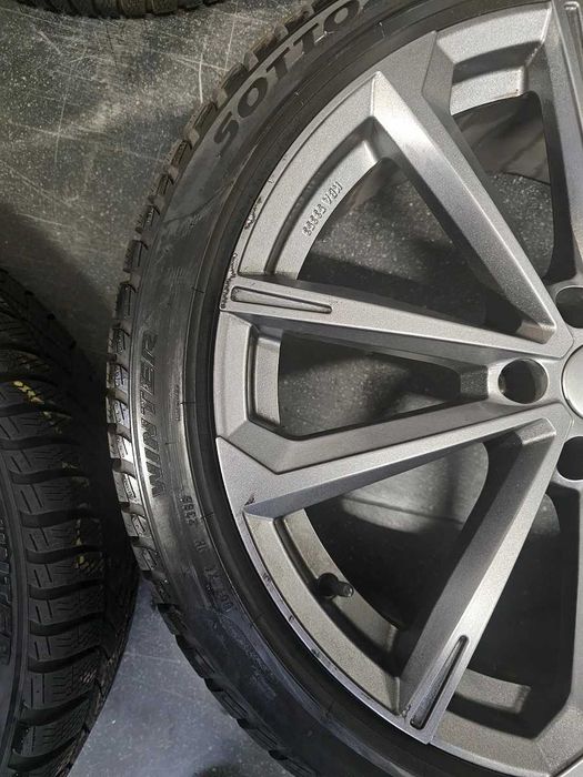 Komplet kół zimowych 20” Pirelli, felgi AEZ Aruba. stan bdb