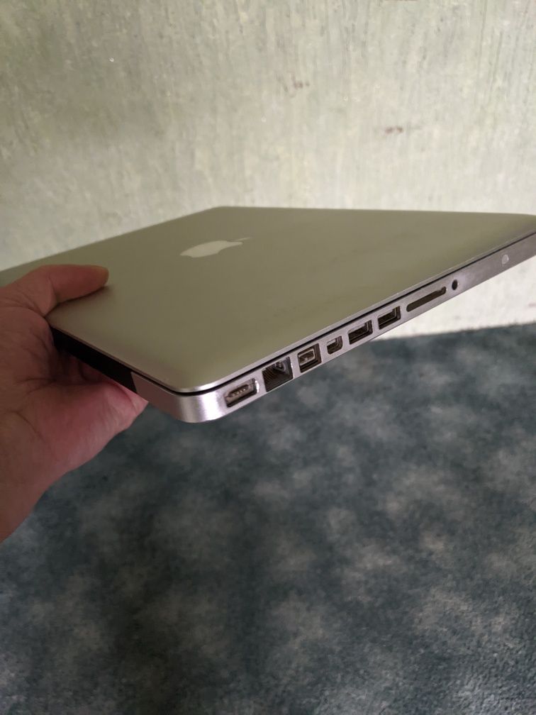 MacBook pro 13 2012.. Core i5.  16 ГБ/480ГБ. SSD