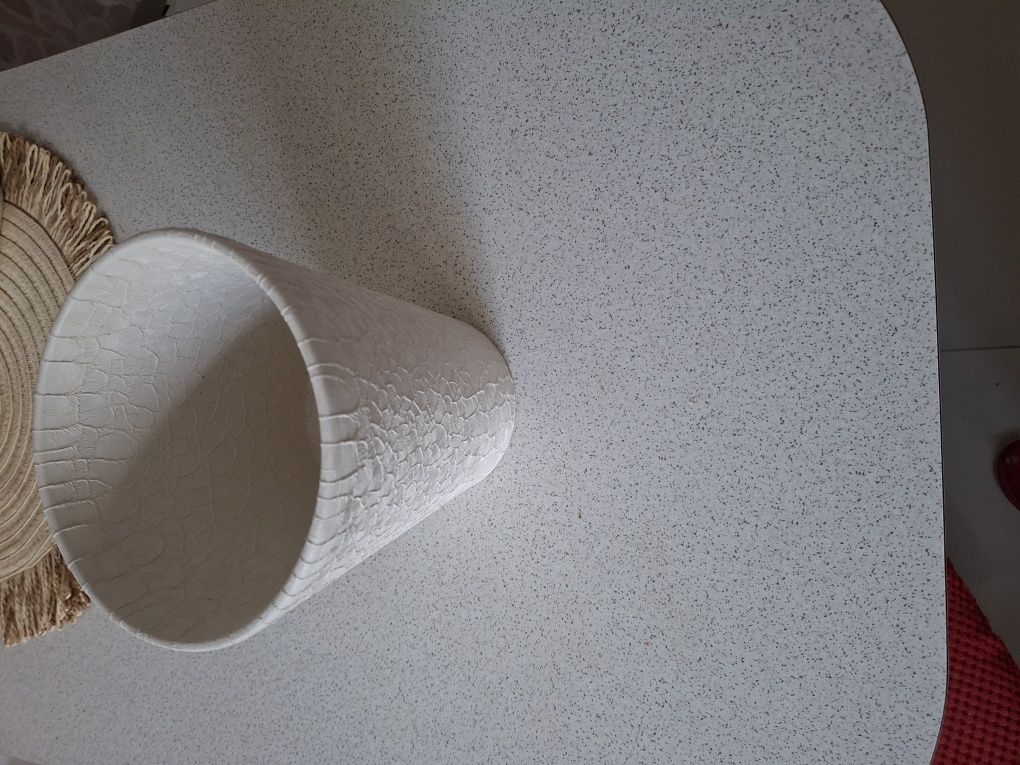 Osłonka ceramiczna do kwiatów