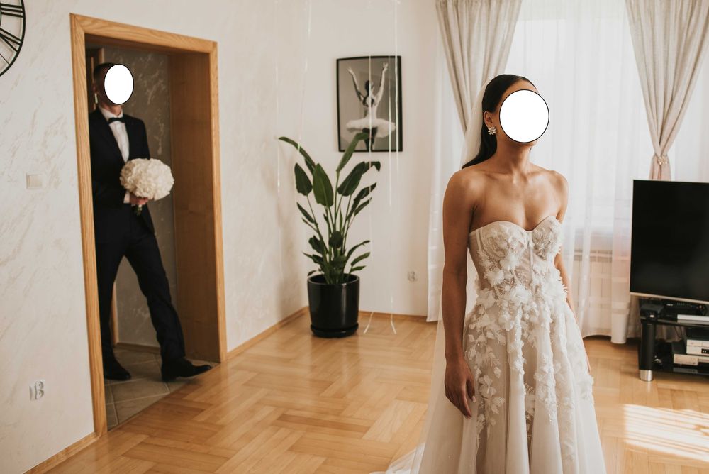 Suknia ślubna madonna