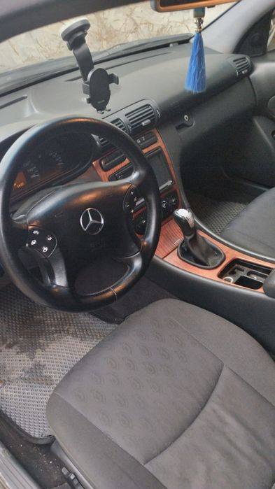 Продам свой Mersedes C180 W203 2002год, газ бензин техпаспорт вписан