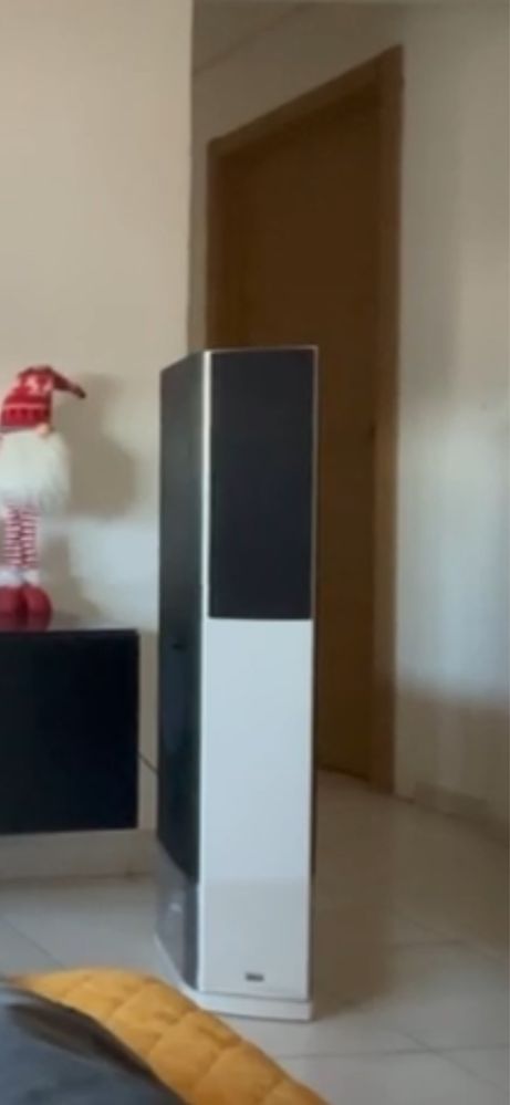 Vendo colunas com amplificador em otimo estado