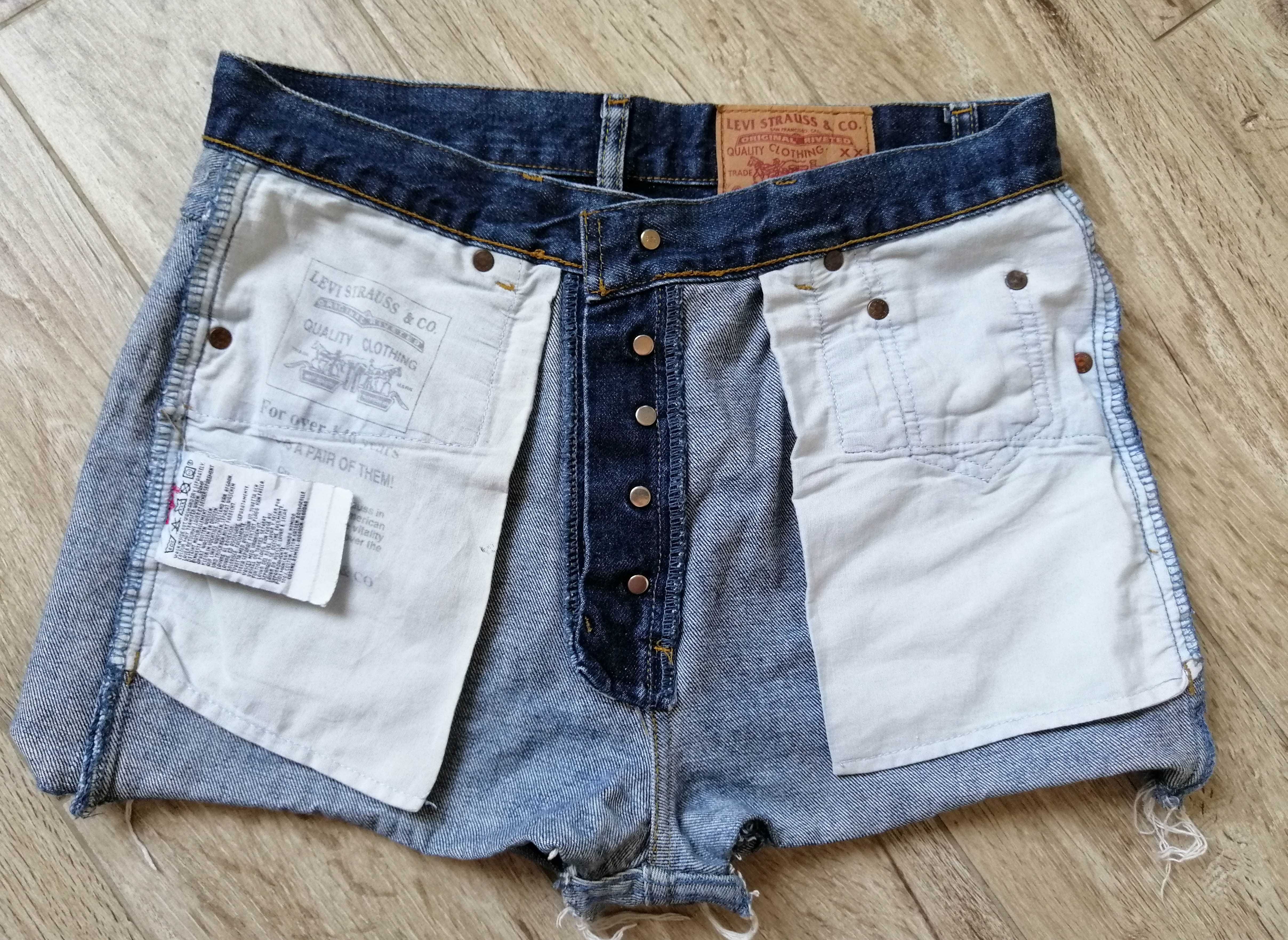 Джинсові шорти Levis 501
Made in USA
Розмір W31 /М-ка