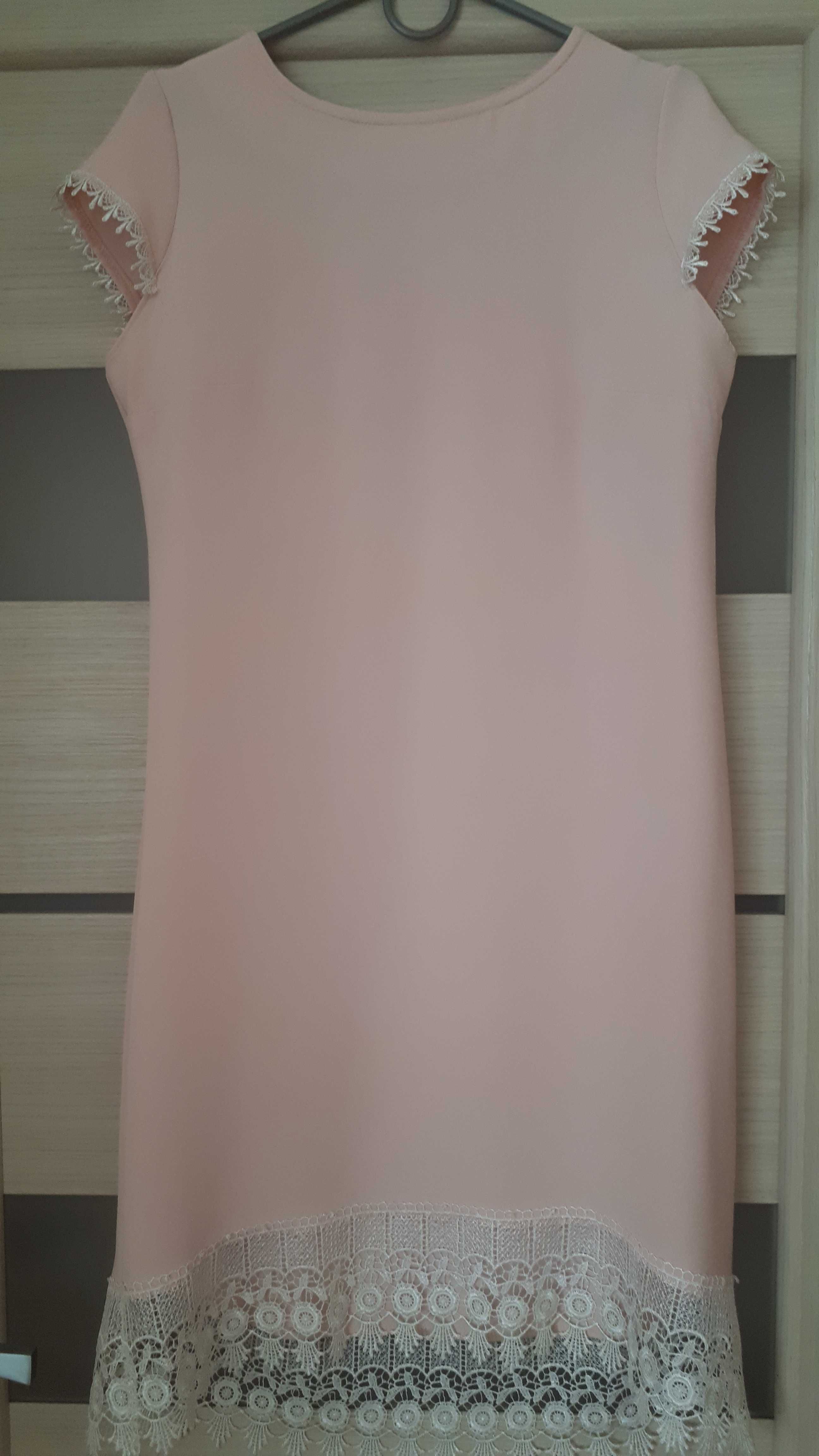 Сукня ніжно-персикового кольору, мозмір М