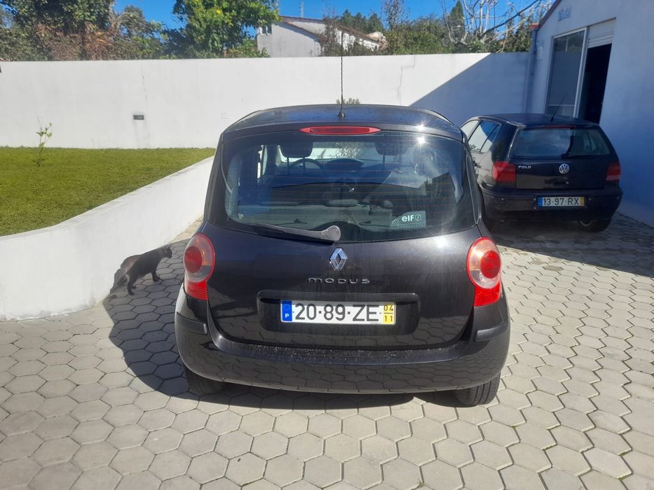 Carro usado como novo