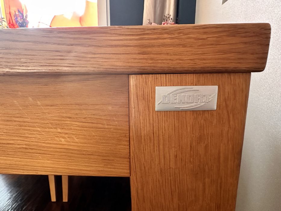 Stół dębowy z kompletem krzeseł