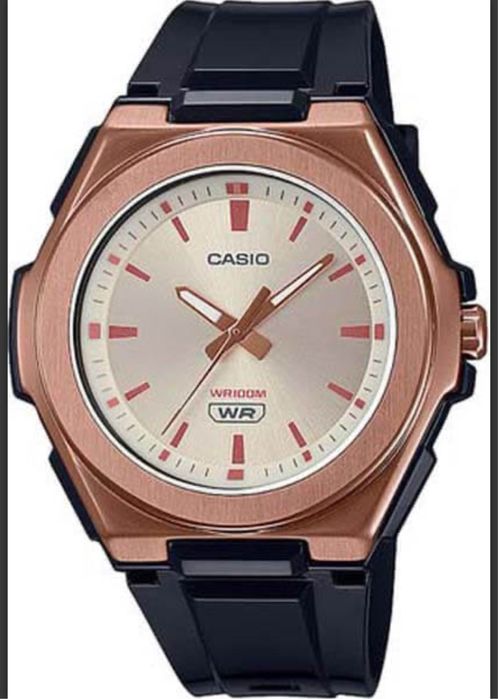 Жіночий годинник Casio LWA-300HRG-5EVEFОригінал, водостійкий, як новий