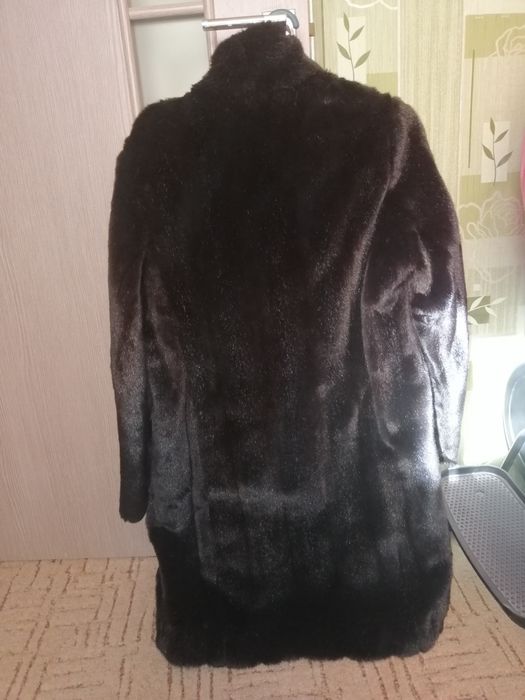 Шуба коричневая 48-50р