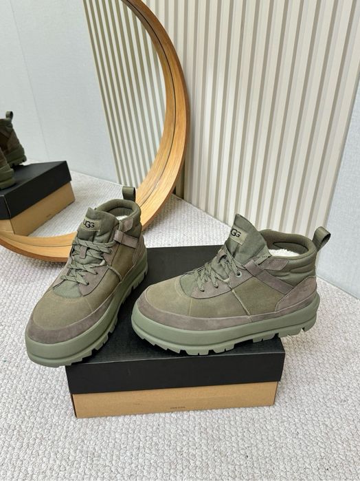 Зимові кросівки ugg з  хутром ботинки угг уггі кроссовки зимние