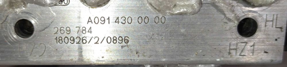 Проводка двигуна 2.0 блок АБС ABS Infiniti QX30 Инфинити Інфініті 17 -