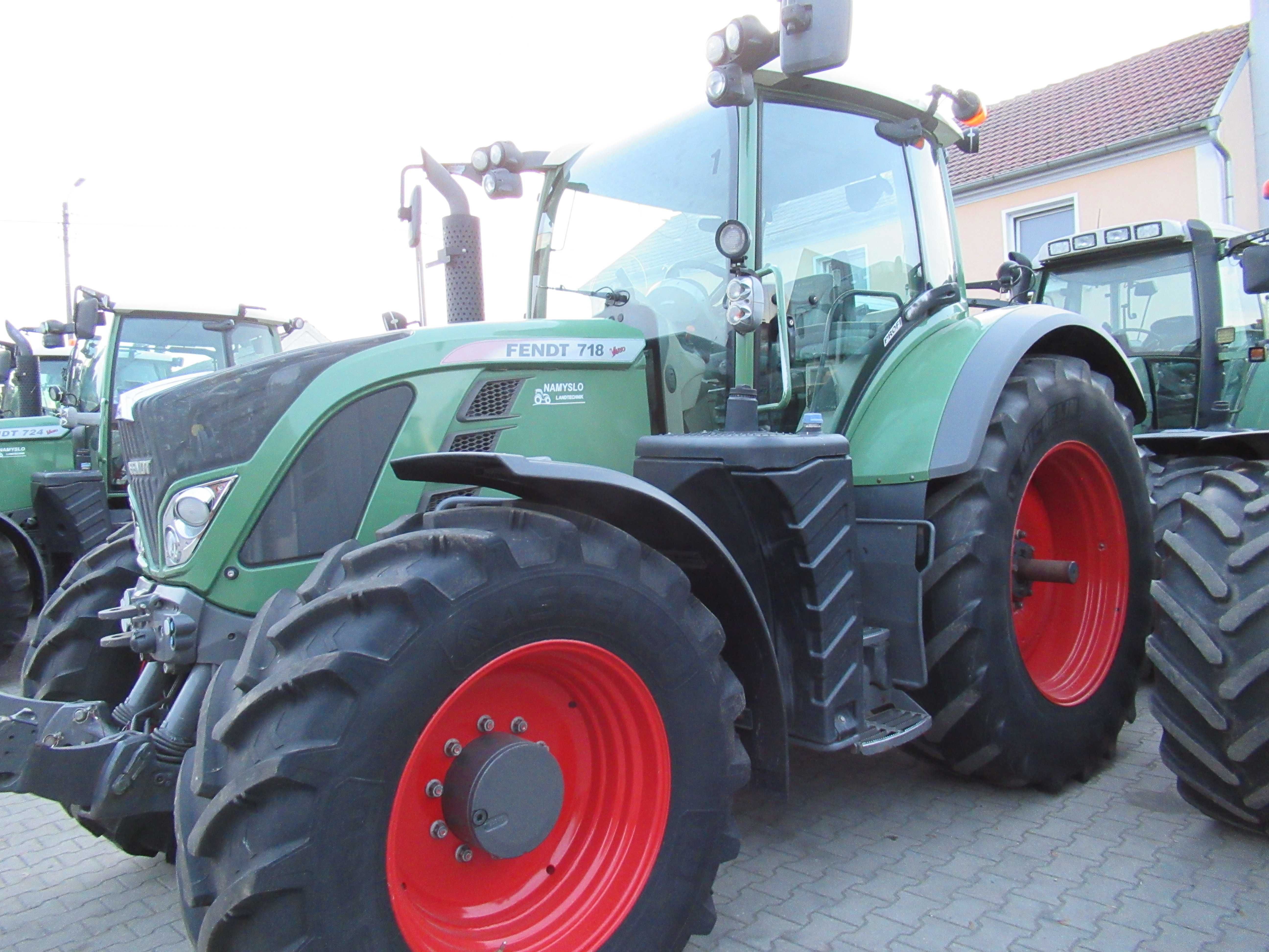 ciagnik Fendt 718 SCR Vario Profi