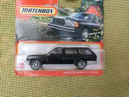 Model Mercedes Benz w123 Wagon z Matchebox