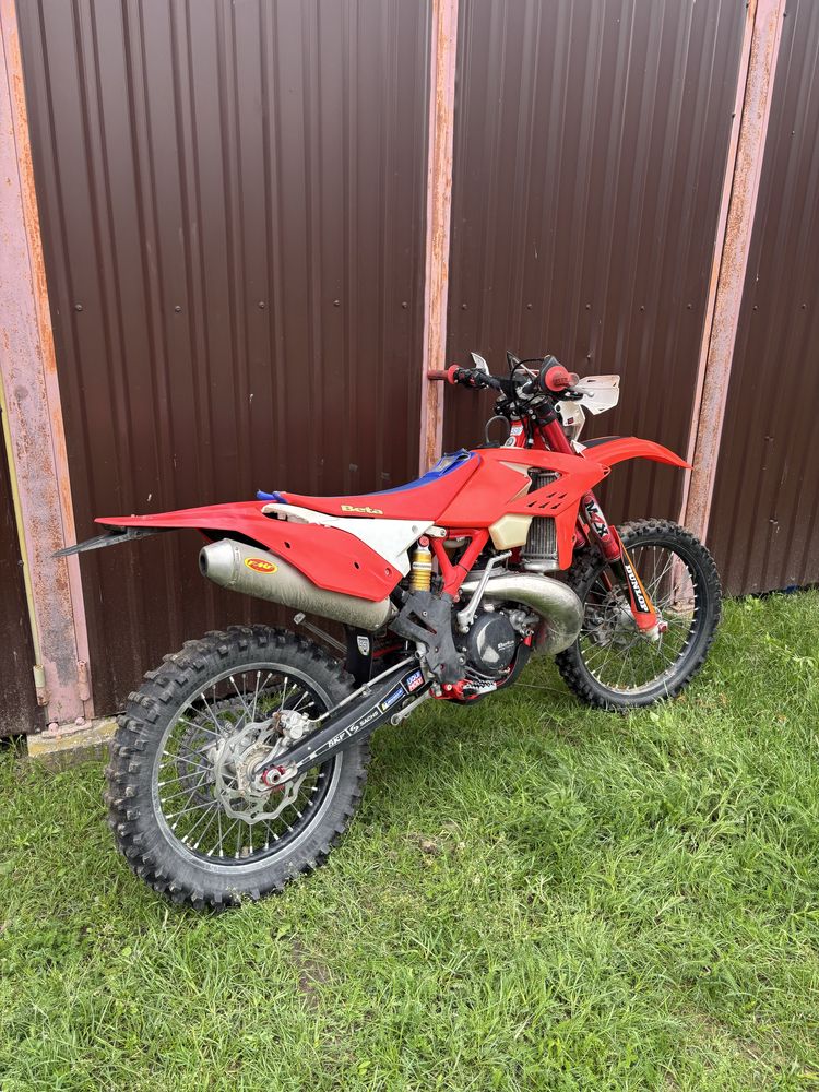 Beta rr 300 2t (exc, te, wr, sx, yz)