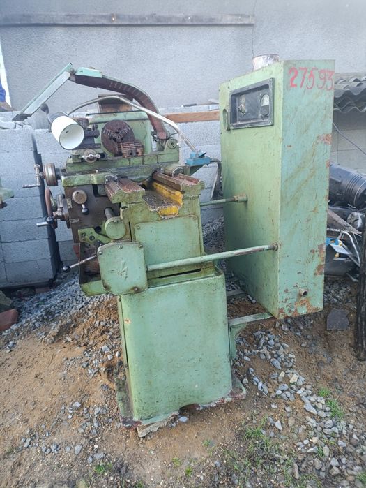 Верстат  токарний