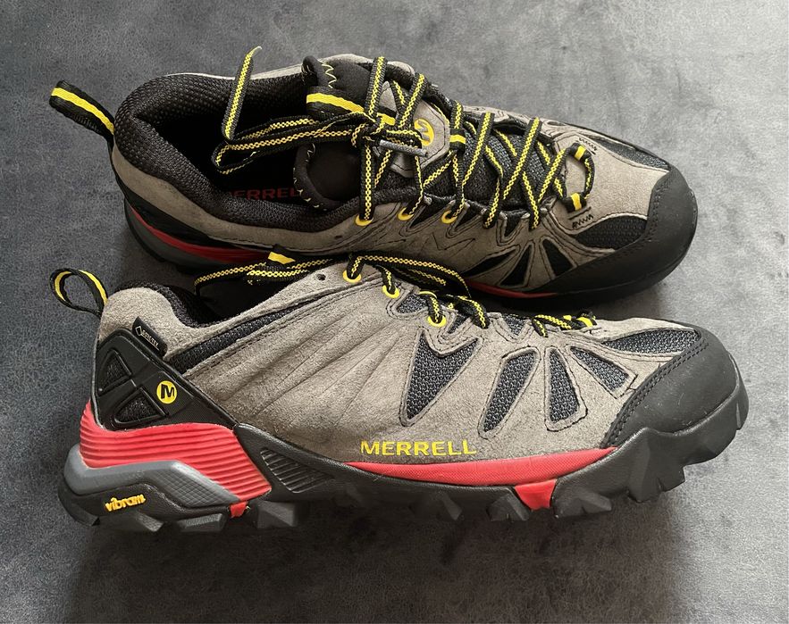 Кросівки черевики трекінгові Merrell Capra Goretex