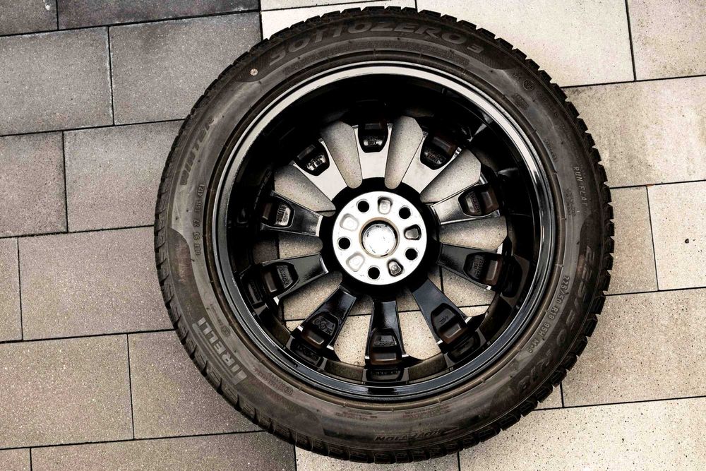 4 Oryginalne Nowe Alufelgi Felgi + Opony Zimowe Lexus 18" 5x114,3 ET45