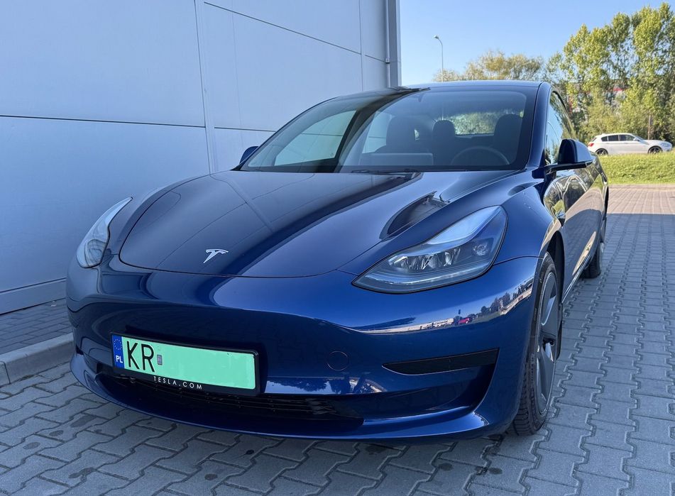 Tesla Model 3 95296zł netto Cesja leasingu, bardzo dobrze wyposażona i oszczędna 3