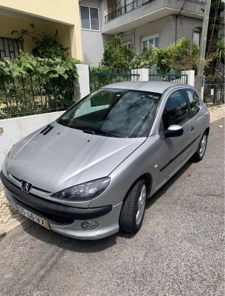 Peugeot 206, 2004