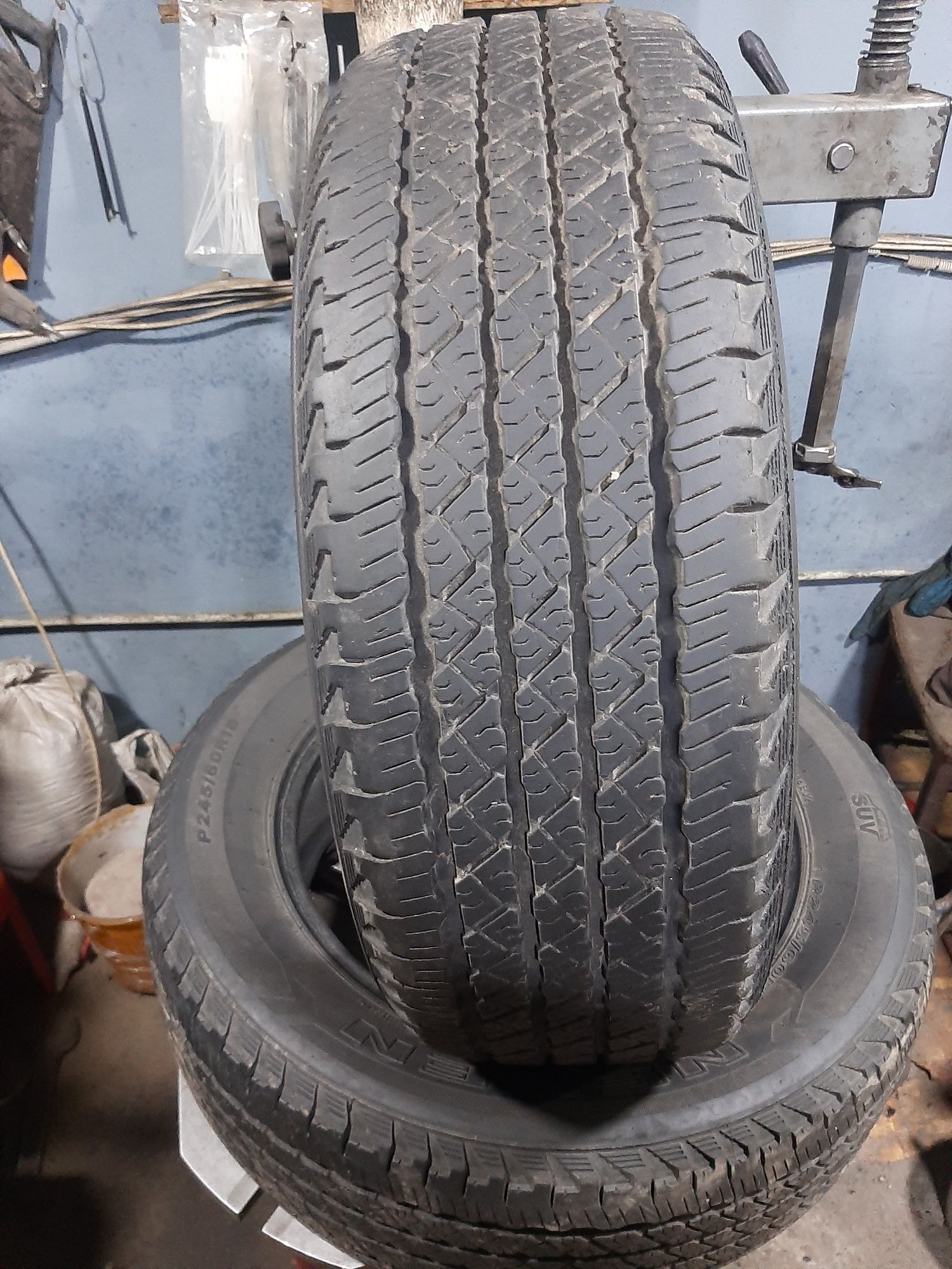 Шини Nexen  245/60 R18 104H всесизонка.