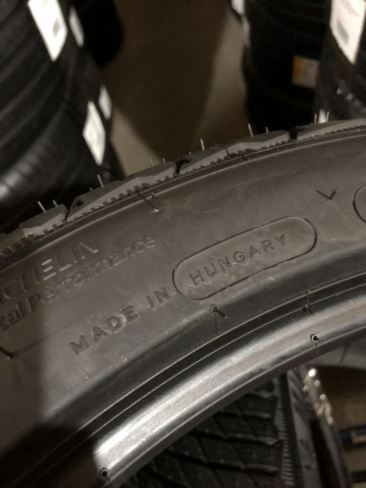 315/30/21+275/35/21 R21 Michelin Pilot Alpin 5 4шт нові зима