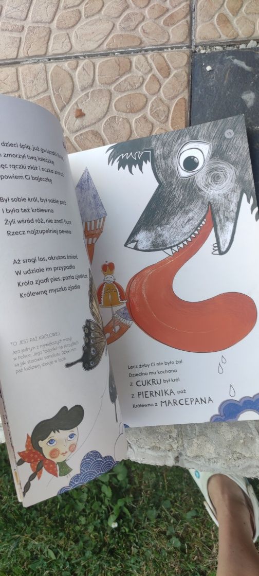 Książka śpiewnik z wartościową muzyką dla dzieci  pomelody