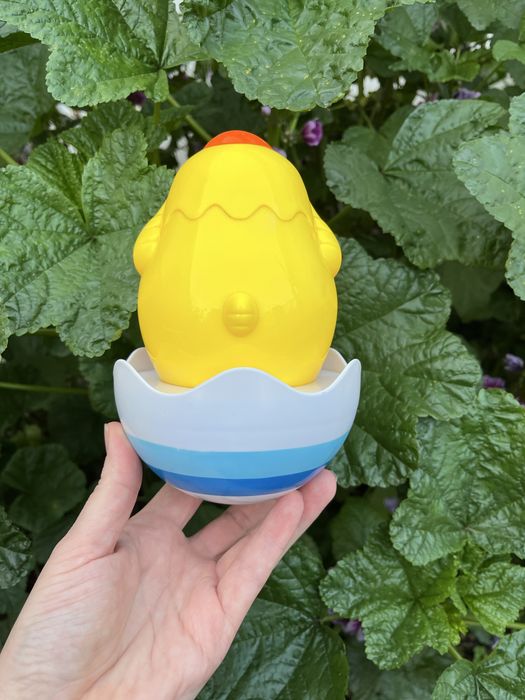 Іграшки для найменших (неваляшка (неваляйка), брязкальце, прорізувач)