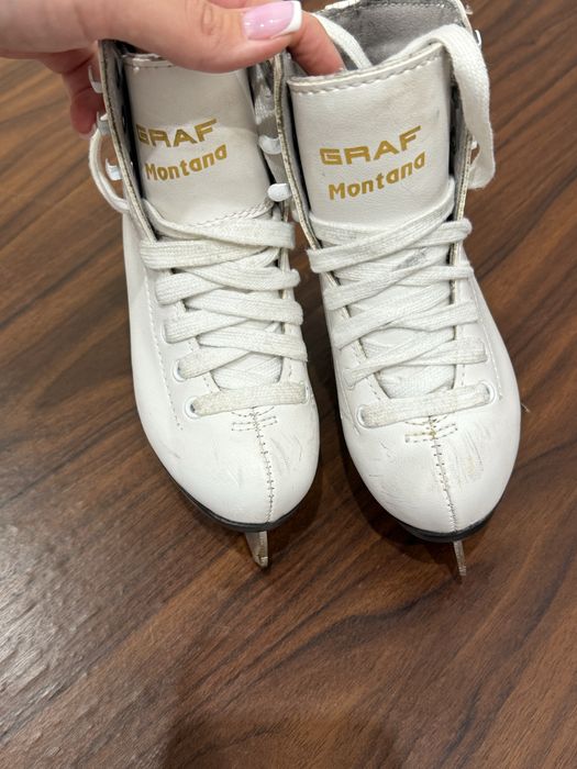 Коньки Graf Montana детские.Состояние хорошее.