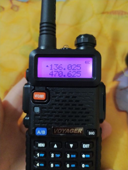 Baofeng uv-5r в хорошому стані