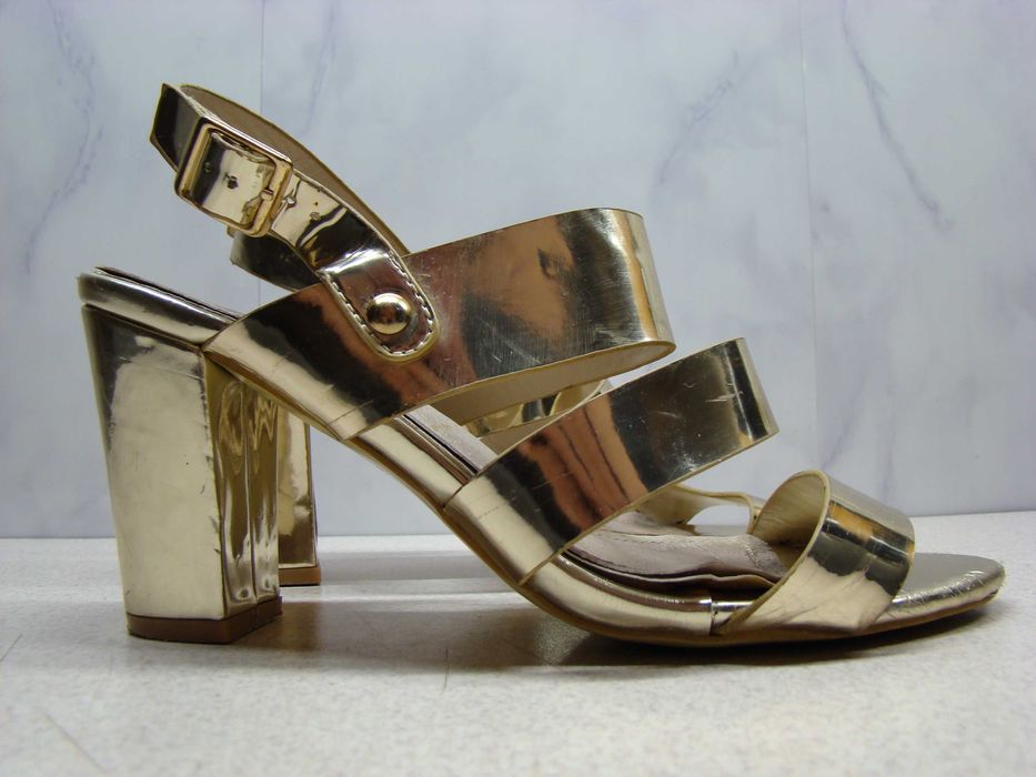 Sabatina złote sandały R. 37 na słupku damskie eleganckie stabilne