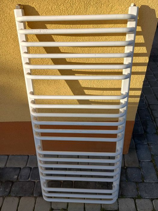 Grzejnik pokojowy i łazienkowy drabinka