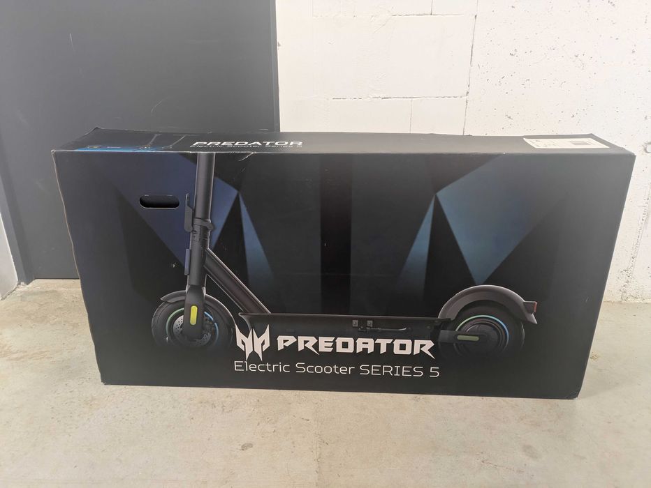 Продаю електричний самокат
ACER PREDATOR Electric Scooter Series 5