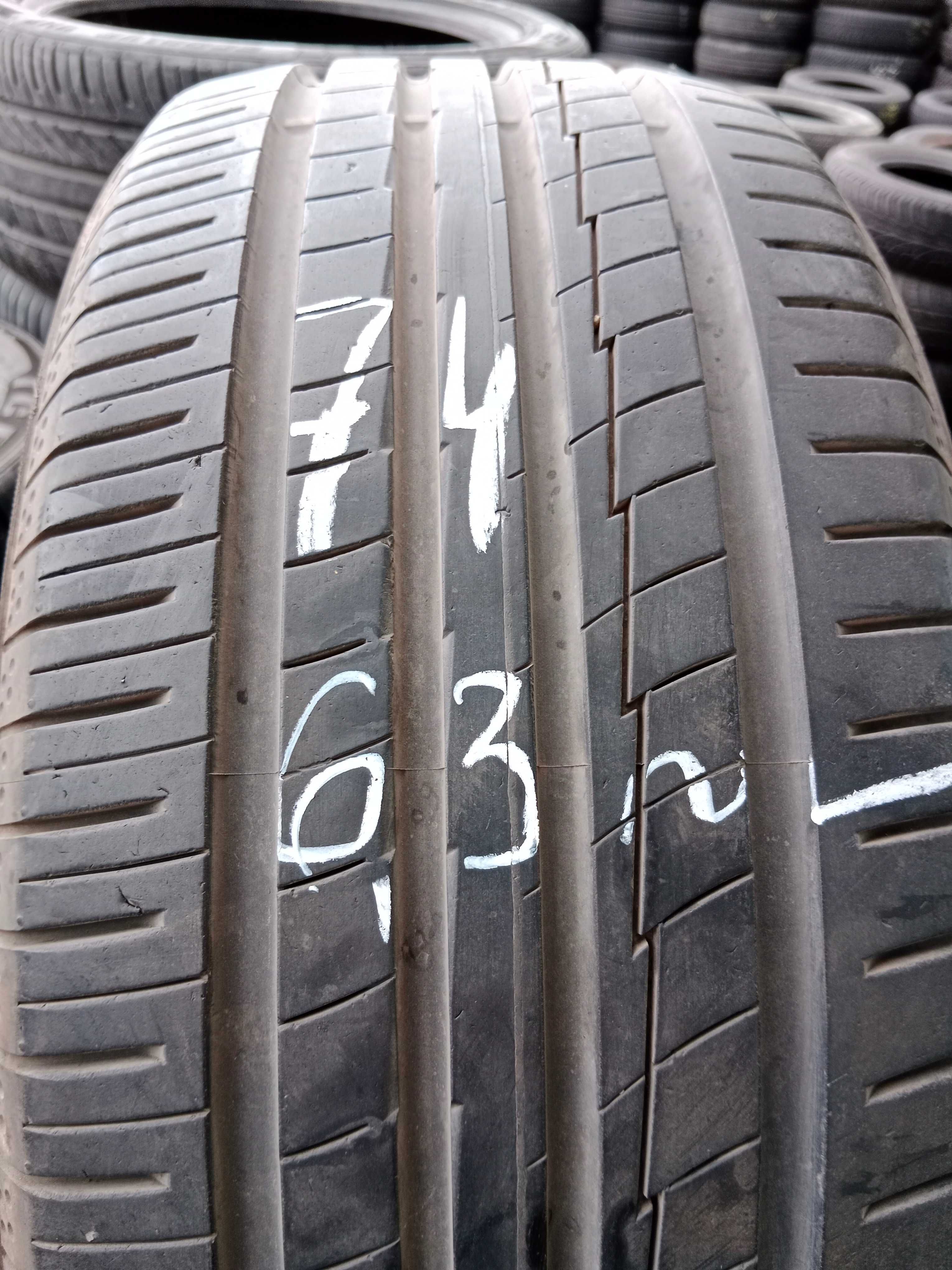 Opona używana letnia 225/45R17 Yokohama BluEarth -A AE50 1szt.