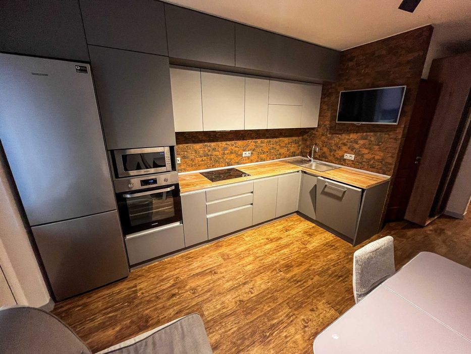 Без% Продаж 2 к.кв. 64 м2 з ремонтом ЖК Патріотика  м.Осокорки,Позняки