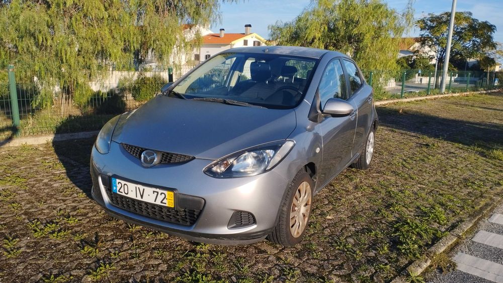 Mazda 2 - 1.3 Gasolina (75cv) - Ano 2010 - 90.000 Km