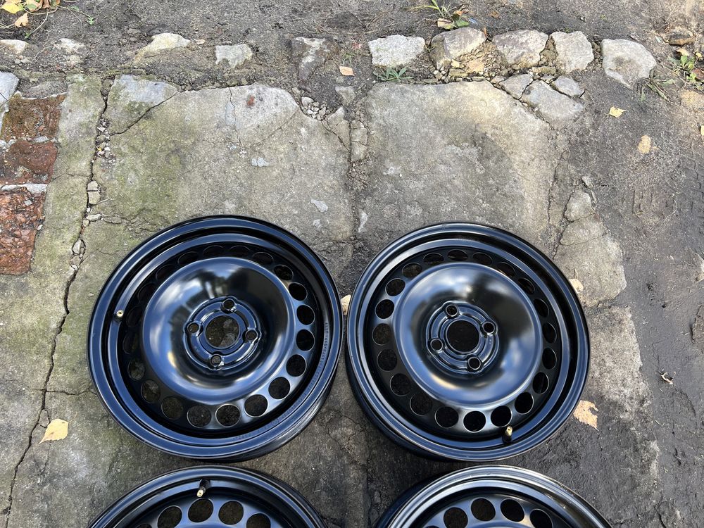 4xfelga stalowa 15” OPEL (4x100 ET39) z czujnikami TPMS