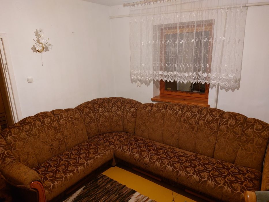 Kanapa narożnik z fotelami.