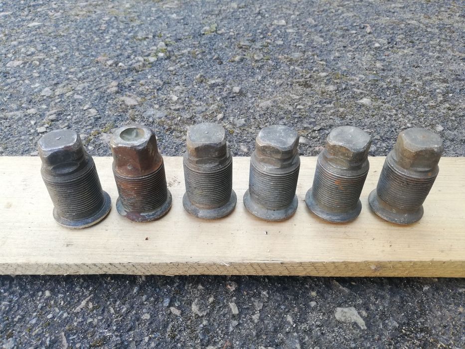 Футорки до автомобіля Газ 53, Зил 130